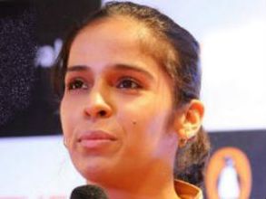 గెలుపు శుభారంభాన్నించింది, ప్రత్యర్థిలానే సింధు: సైనా