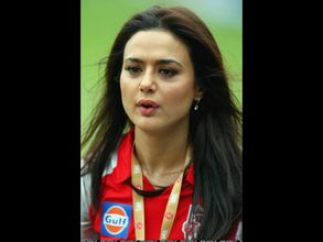 లైంగిక వేధింపు: మాజీ ప్రియుడితో రాజీకి ప్రీతిజింతా నో