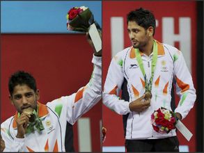 క్వార్టర్స్‌లోకి సైనా, గ్రెవాల్‌కు కాంస్య పతకం (ఫోటో)