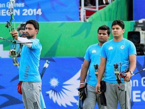 ఆర్చరీ, స్క్వాష్‌లో స్వర్ణాలు, ఈతలో రజతం..(పిక్చర్స్)