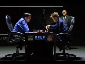 ఆనంద్ మళ్లీ ఓటమి: చెస్ ఛాంపియన్‌ కార్ల్‌సన్(పిక్చర్స్)