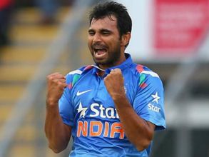 11 మంది మౌల్వీలతో షమీ తండ్రి ప్రార్థనలు, కరెంట్ లేక మ్యాచ్ చూల్లేదు