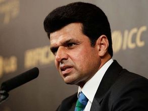 వరల్డ్ కప్ ఫైనల్‌‌: వివాదాస్పద అంపైర్ అలీం దార్‌కు దక్కని చోటు