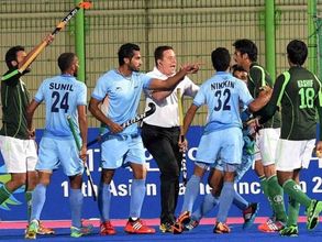 పాకిస్తాన్ హాకీ ఫెడరేషన్‌కు సాయానికి హాకీ ఇండియా సిద్ధం