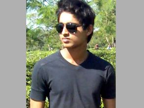 షాక్: క్యాచ్ పట్టబోతూ, మరో క్రికెటర్ మృతి, షారుక్ ఖాన్ సంతాపం