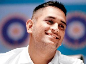 ధోనీకి షాక్: జార్ఖండ్ హౌసింగ్ బోర్డు నోటీసు జారీ