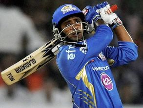 పాండ్యా సిక్స్‌లతో ఊపేశాడు: చెన్నైని 'సూపర్‌'గా ముంచేశాడు