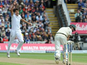 యాషెస్‌: ఆసీస్ ఓటమి, క్రికెట్‌కు కెప్టెన్ క్లార్క్ గుడ్‌బై