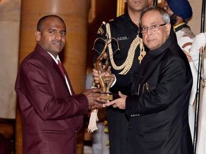 'అన్యాయం': సానియాకు ఖేల్ రత్న ఎలా ఇస్తారు?