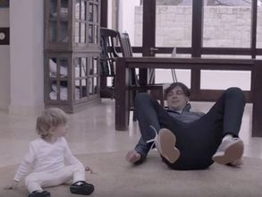 ఏడాదిన్నర బాబుతో ఛాలెంజ్, చేతులెత్తేసిన డెల్ స్టెయిన్ (వీడియో)