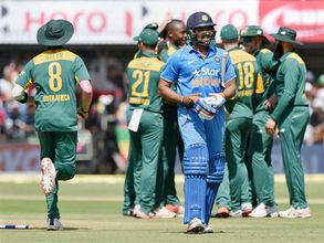 10బాల్స్, రోహిత్‌శర్మ: కోచ్ మాట నిజం చేసిన బౌలర్