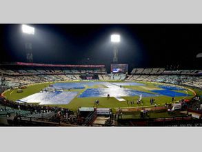 వరల్డ్ టీ20 ఫైనల్: 'మరో రెండు డ్రెస్సింగ్ రూమ్‌లు కావాలి'