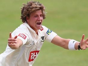 ఇంగ్లాండ్ యువ కౌంటీ క్రికెటర్ హోబ్డెన్ మృతి