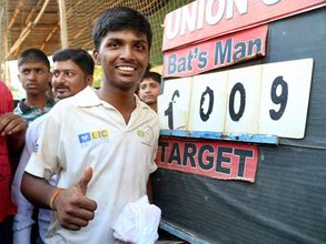 1009 పరుగుల ప్రణవ్‌కు ఎమ్‌సీఏ స్కాలర్‌షిప్‌