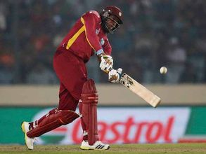 యువరాజ్ ప్రపంచ రికార్డును సమం చేసిన క్రిస్‌గేల్