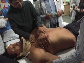 కుర్చీతో కొట్టారు: రెజ్లర్ ఖలీ తలకు బలమైన గాయం