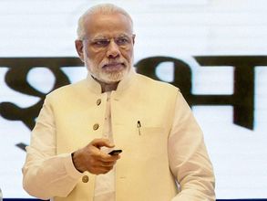 మోడీ విషెస్: పిచ్ మార్పు భారత్‌కు కలిసొస్తుందా?