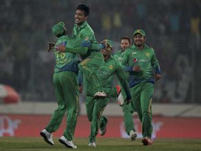 వరల్డ్ టీ20: మెత్తబడిన పాక్, రేపు భారత్‌కు రానున్న జట్టు