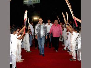 ఆ కిక్కే వేరప్పా: పాక్‌తో గెలుపుపై సెహ్వాగ్, కోహ్లీకి ప్రశంస