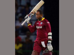 బౌలర్‌ని తిట్టిన విండీస్ ప్లేయర్, ఫైన్: '6, 6, 6, 6.. వాట్ ఏ ఛేజ్'