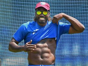 ఢిల్లీ అమ్మాయితో గేల్ డేటింగ్‌కు సై, కానీ....