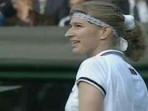 నన్ను పెళ్లి చేసుకో.. స్టెఫీగ్రాఫ్ నవ్వు ఆపుకోలేకపోయింది: వీడియో వైరల్