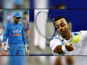 రూ.లక్ష పలికిన ధోనీ కిట్, జింబాబ్వే కోచ్‌కు బ్యాట్ గిఫ్ట్