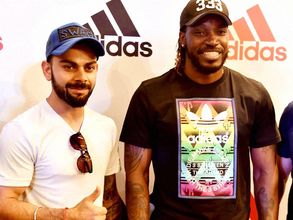 కోహ్లీకి ప్రేమతో క్రిస్‌గేల్ ఏమిచ్చాడో తెలుసా? (ఫోటోలు)