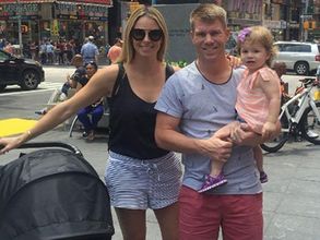 భార్య, పిల్లలతో న్యూయార్క్‌లో వార్నర్ ఇలా(ఫొటోలు)