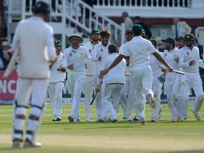 లార్డ్స్‌లో గెలుపుని విభిన్నంగా సెలబ్రెట్ చేసుకున్న పాక్