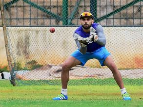 వీడియో: శిక్షణ శిబిరంలో పాల్గొన్న కోహ్లీ ఏం చేశాడో తెలుసా?