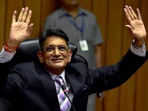 సెలెక్ట్ చేయాలంటే సెక్స్ కోర్కెలు తీర్చాలా?: బిసిసిఐపై లోధా కమిటీ