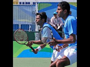 రియో: తిట్టుకుంటూ వెళ్లి ఓడిన పేస్-బోపన్న, సానియా జోడీ ఓటమి