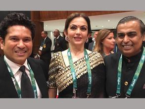 రియో ఒలింపిక్స్: ముఖేష్, నీతాలతో కలిసి సచిన్ సందడి