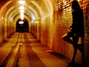 ఒలింపిక్ పక్కనే చీకటి కోణం!: అమ్మాయిల అమ్మకం