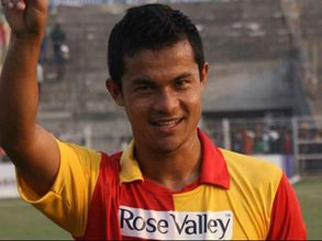 పుణె సిటీ ఎఫ్‌సి ప్లేయర్‌ సంజూ ప్రధాన్‌