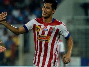 కష్టమైనా మళ్లీ దూసుకెళ్తామన్న ఇజుమి: ఉల్లాసంగా హాల్డర్‌