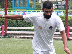 ఇండియన్ సూపర్ లీగ్: కేరళపై లూయిస్‌ చూపు