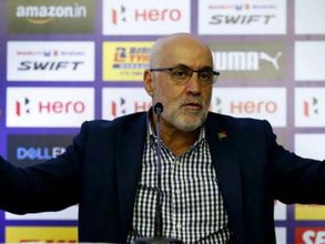 ఐఎస్ఎల్ క్లబ్ లో ఆరుగురు ఇండియన్లకు చోటివ్వాలి: వింగాడ