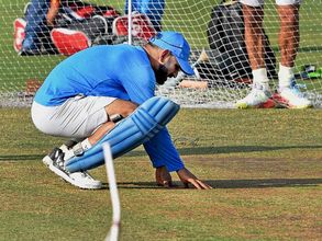 మొదలైంది ఇక్కడే: వన్డే జట్టులో ధోని స్థానం సుస్ధిరం