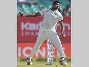 పిచ్‌పై పిచ్చి వ్యాఖ్యలు: సమర్ధించుకున్న అశ్విన్