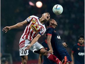 సొంతగడ్డపై గెలుపు: పాయింట్ల పట్టిక టాప్‌లో ఢిల్లీ