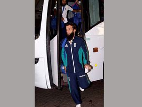 ముంబైకి కుక్ సేన: 5న ప్రాక్టీస్, 9న తొలి మ్యాచ్