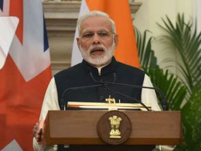 పెద్ద నోట్ల రద్దు: మోడీ నిర్ణయంపై సెహ్వాగ్ పంచ్ ఇదే