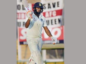 మరో ఘనత: కపిల్ రికార్డుని సమం చేసిన అశ్విన్