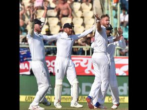 రెండో టెస్టు, డే 4: భారత్‌వైపే మొగ్గు, ఇంగ్లాండ్ 87/2