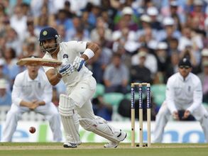 అసలేం జరిగింది?: విశాఖ టెస్టులో పుజారాపై కోప్పడ్డ కోహ్లీ