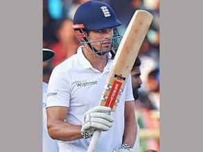 ఫోటోలు: చెన్నై టెస్టులో చరిత్ర సృష్టించిన అలెస్టర్ కుక్