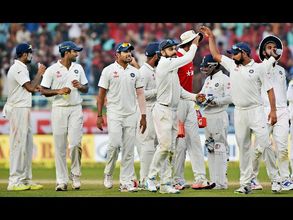 దాదా జట్టుతో పోలిక: కోహ్లీ సేనకు ఆ సత్తా ఉందన్న సెహ్వాగ్