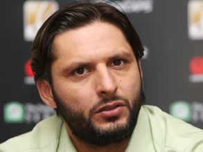 దేశం కోసమే ఆడుతున్నా: ఘాటు వ్యాఖ్యలు చేసిన అఫ్రిది